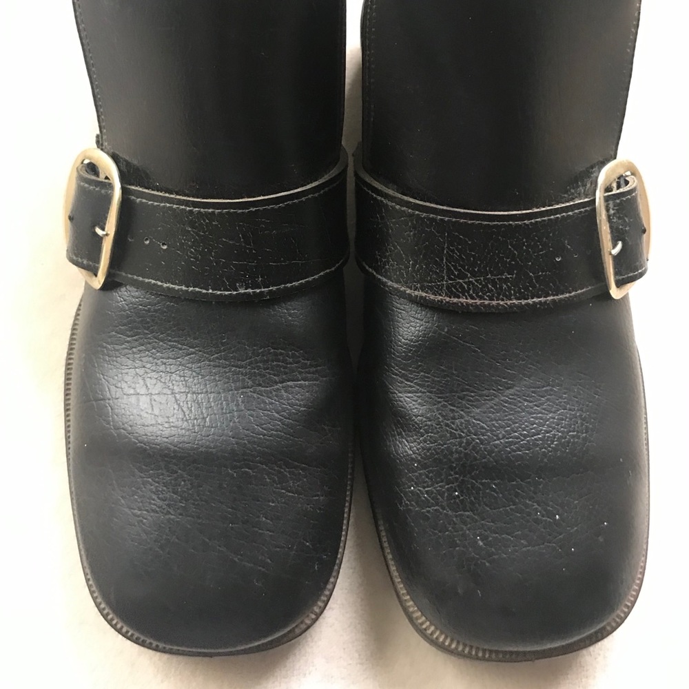 Vintage Brown Boots w/Buckle